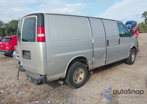 2008 Chevrolet Express Work Van из США, поврежденный, VIN 1GCGG25C981158237